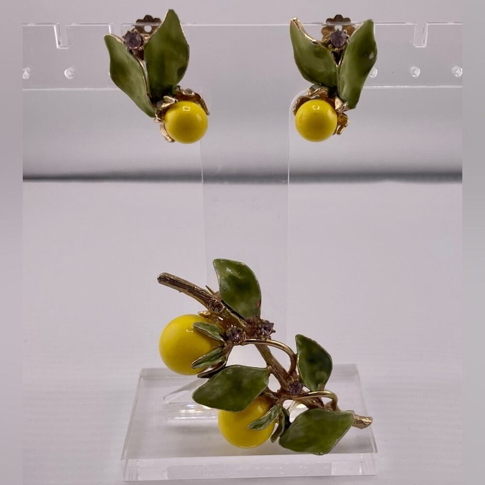 Vintage Yellow Enameled Lemon with Rhinestone Setting on Gold Tone Branch - Set